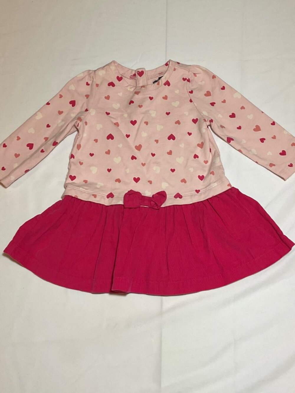 Gap Baby Girls 12-18 Months Pink Heart Bow Long Sleeve Corduroy Bottom Dress